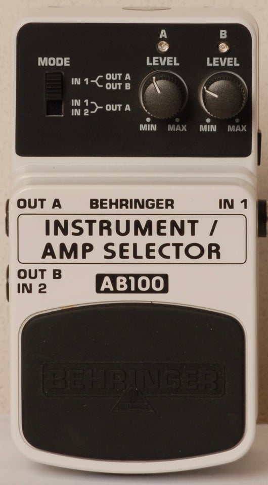 Guitarpedal, Behringer AB100