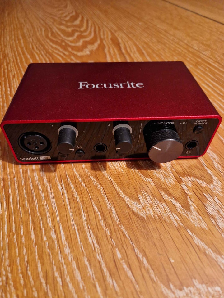 Focusrite Scarlett Solo 3rd Gen,