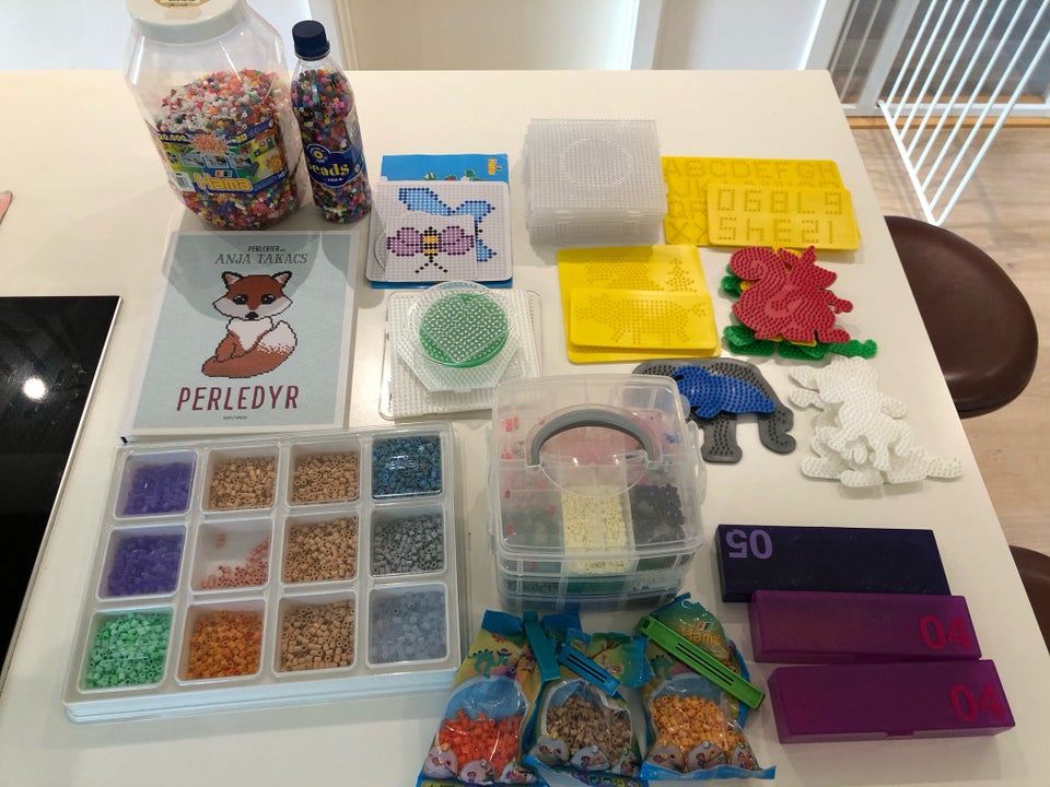 Perler/plader, Perler,