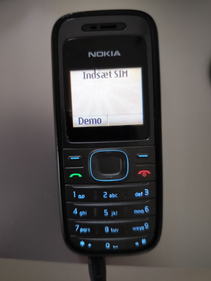 Nokia 1208, God