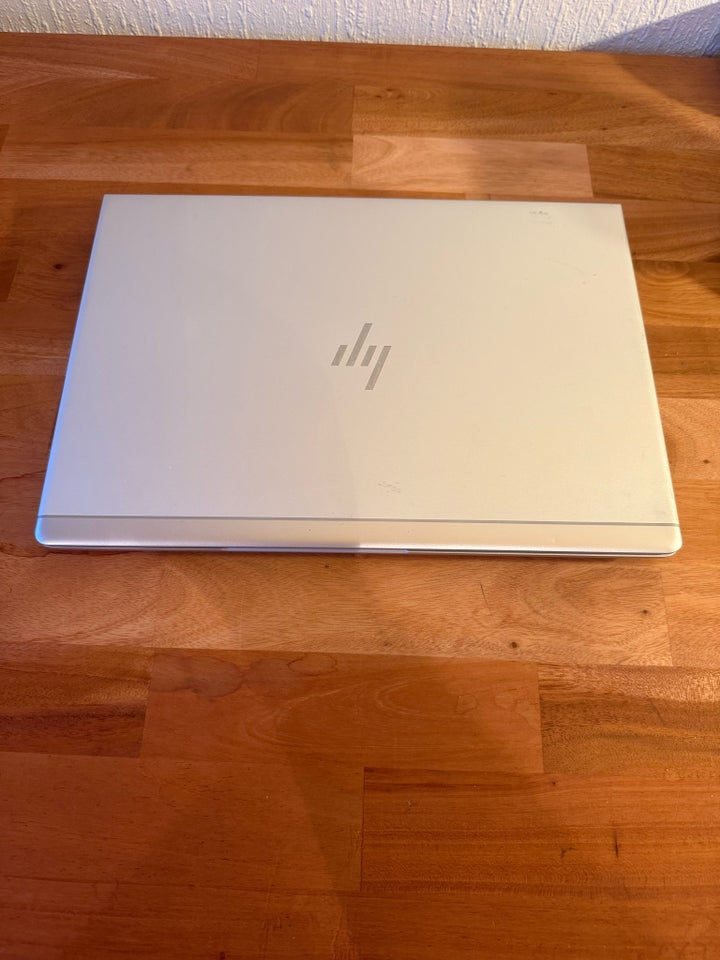 HP Elitebook 840 G5 , I5-8250 GHz, 8