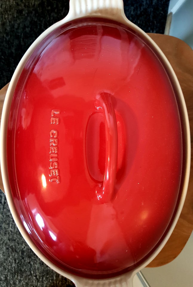 Stegeso, Le Creuset