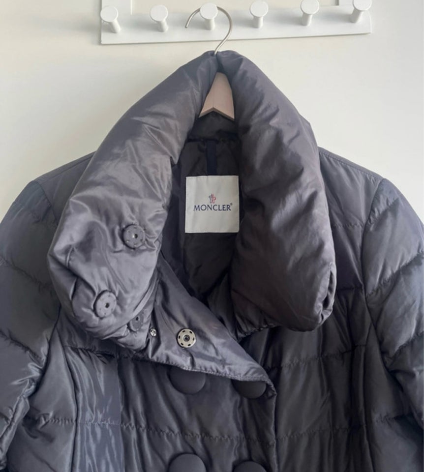 Dynejakke, str. 38, Moncler