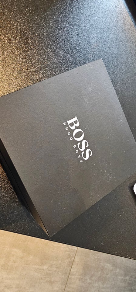 Herreur, Hugo Boss