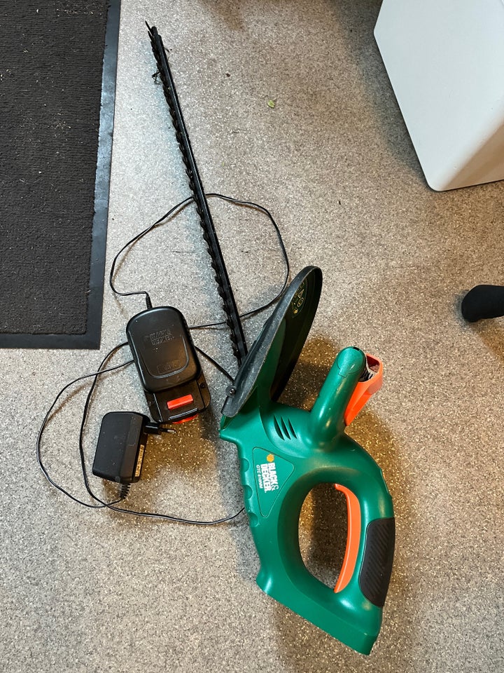 Hækklipper Black  Decker