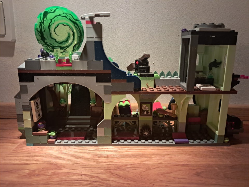 Lego Elves, Borg med hængebro