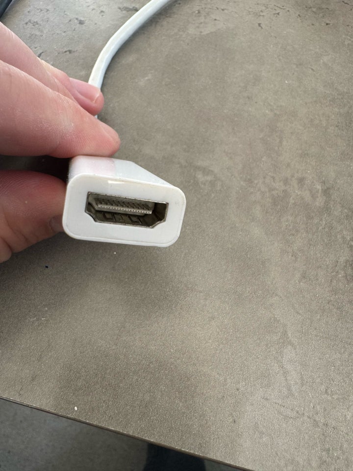 Adapter, Universal adapter , God