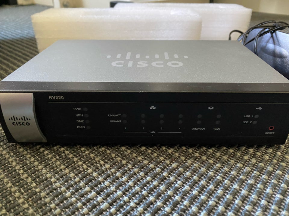 Router, Cisco RV320, Perfekt