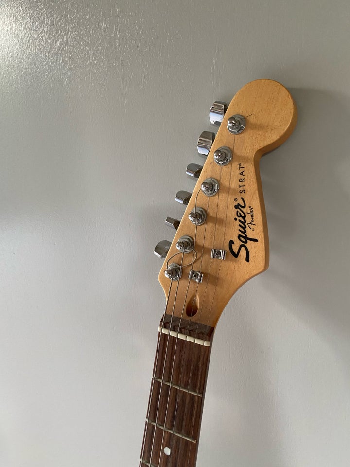 Guitar, Fender Squirer strat