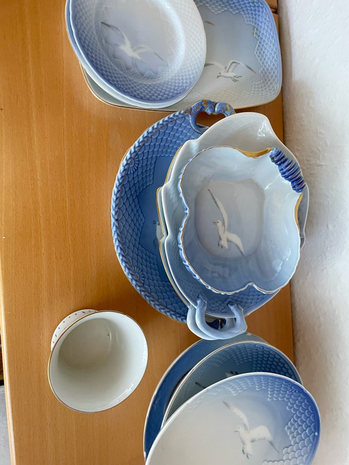 Porcelæn, Mågestel, Mågestel