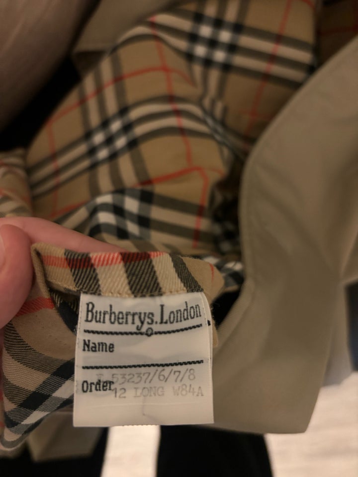 Trenchcoat, str. 38, Burberry