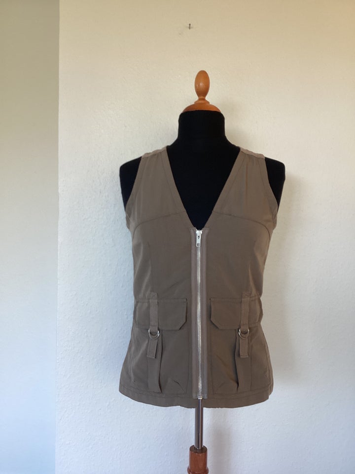 Vest Fransa  str 36