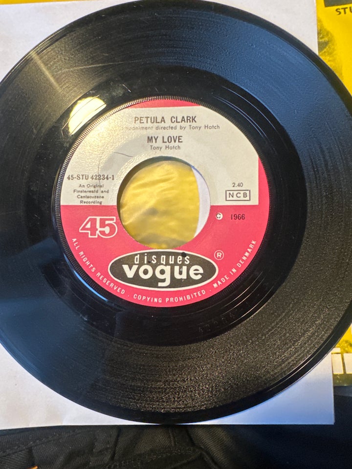 Single, Petula Clark