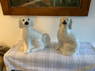 STAFFORDSHIRE HUNDE Fajance 140