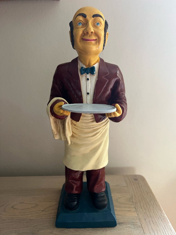 Flot gammel tjener/butler figur