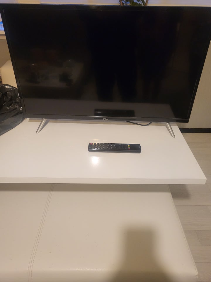 LED, Andet mærke, TCL model 32dd420