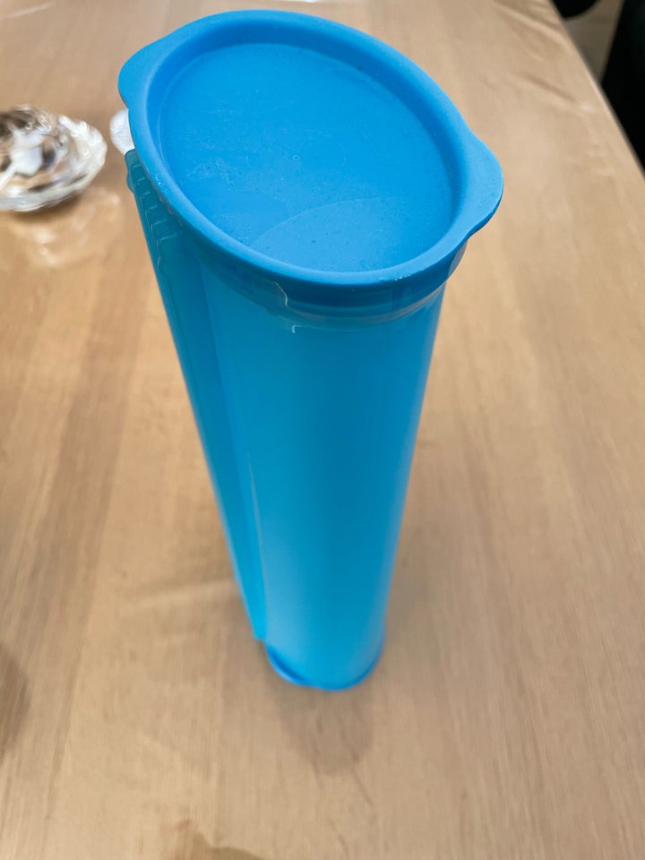 Boks Tupperware