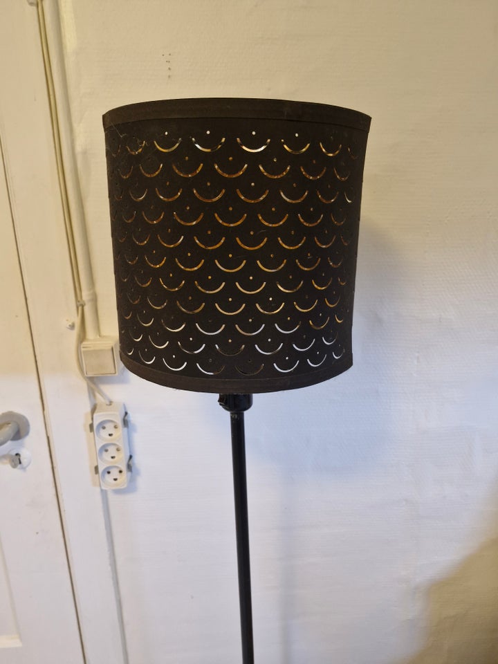 Anden bordlampe, Ukendt