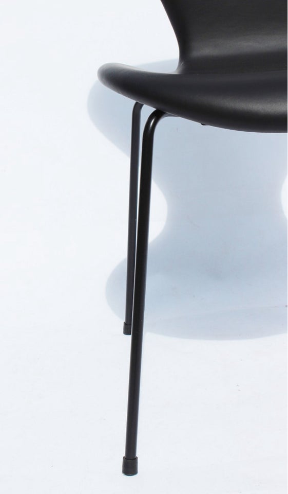 Arne Jacobsen stol Model 3107 med