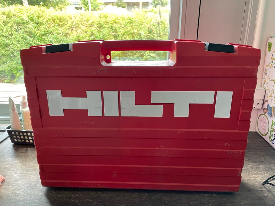 Bore- og skruemaskine Hilti