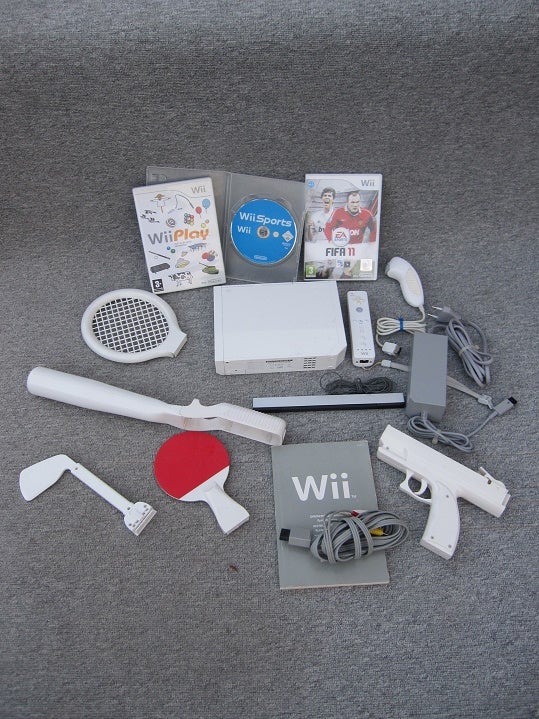 Nintendo Wii, Sæt med 3spil - Remote