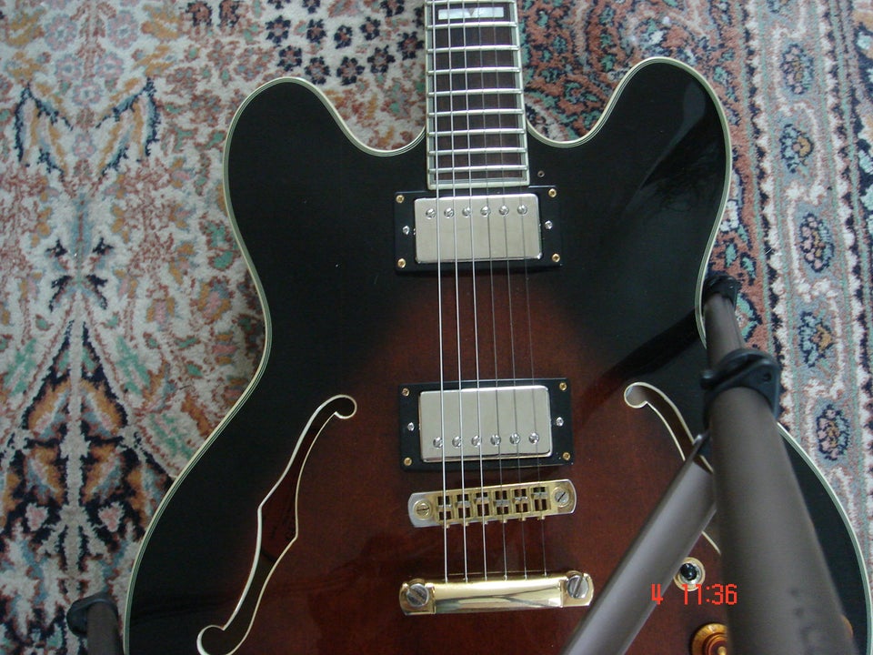 Halvakustisk, Epiphone Sheraton