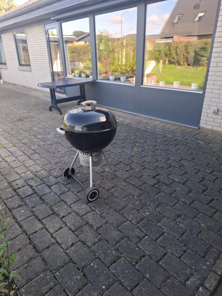 Andet Weber grill il kul