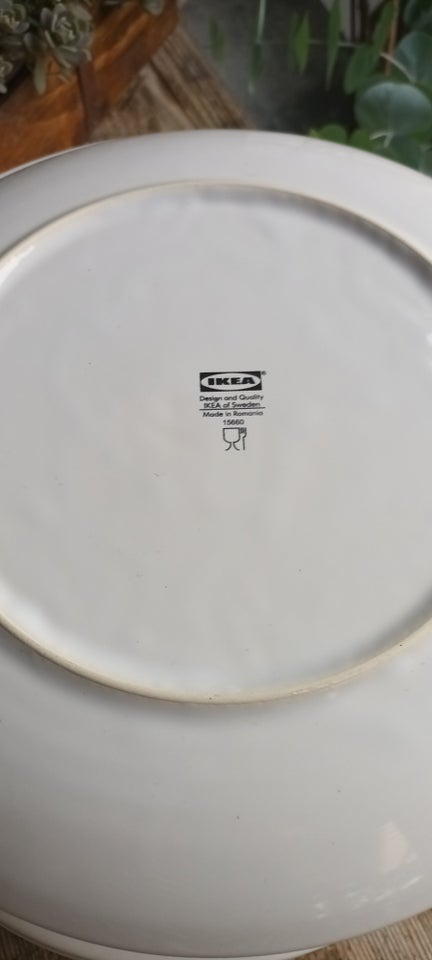 Porcelæn 16 stk middagstsll hvide