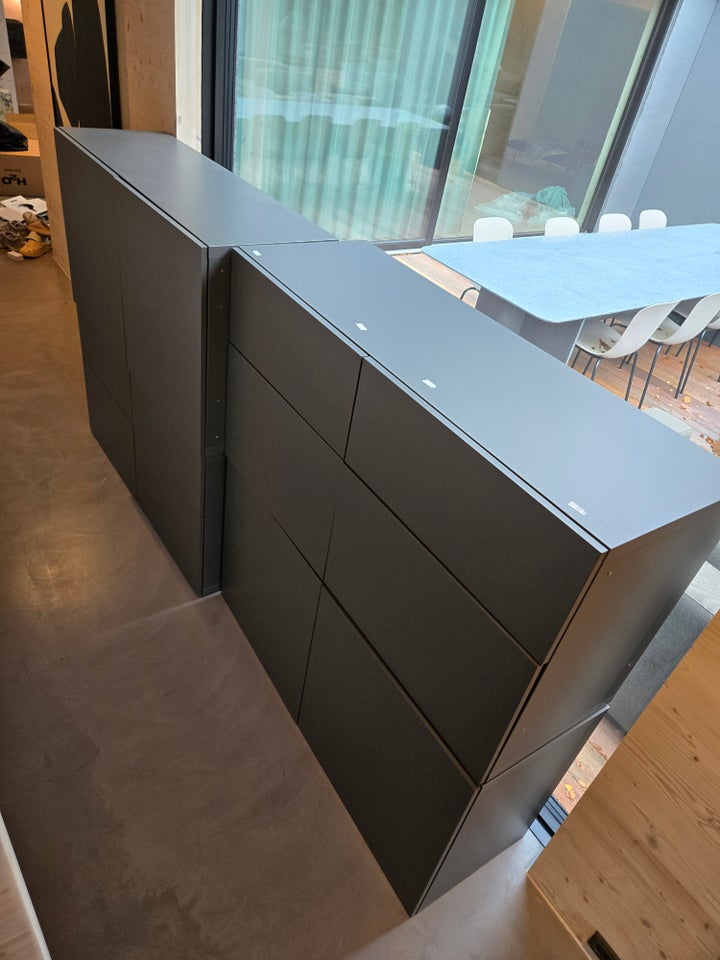 Vægreol, IKEA, b: 240 d: 40 h: 120