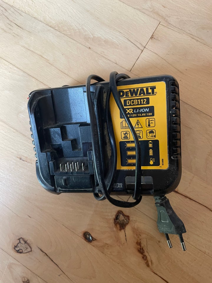 Oplader, Dewalt