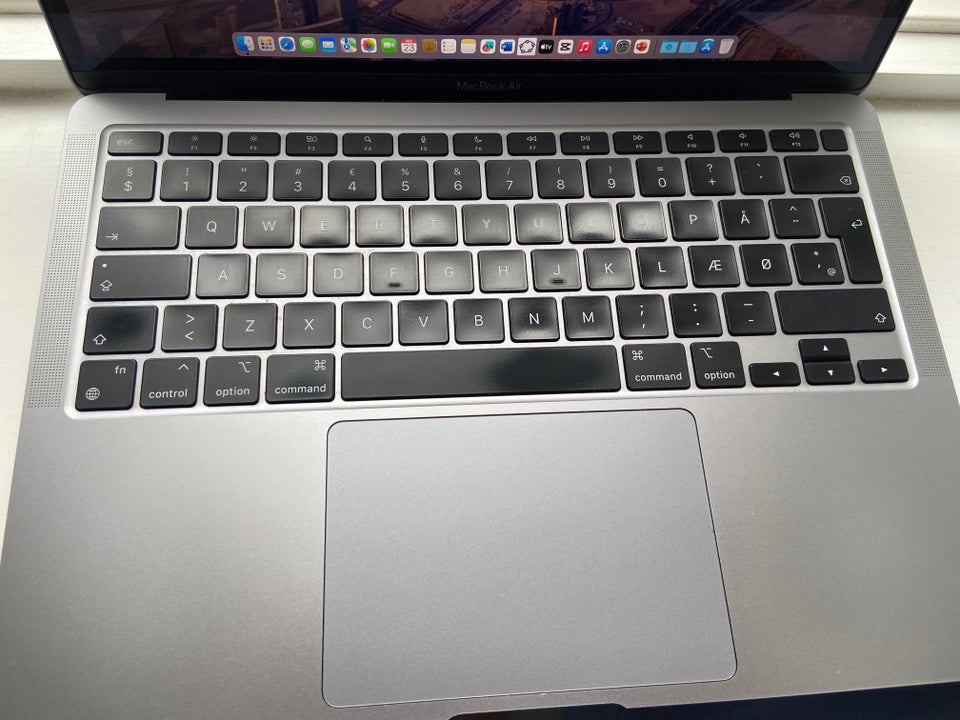 MacBook Air 8 GB ram 250 GB