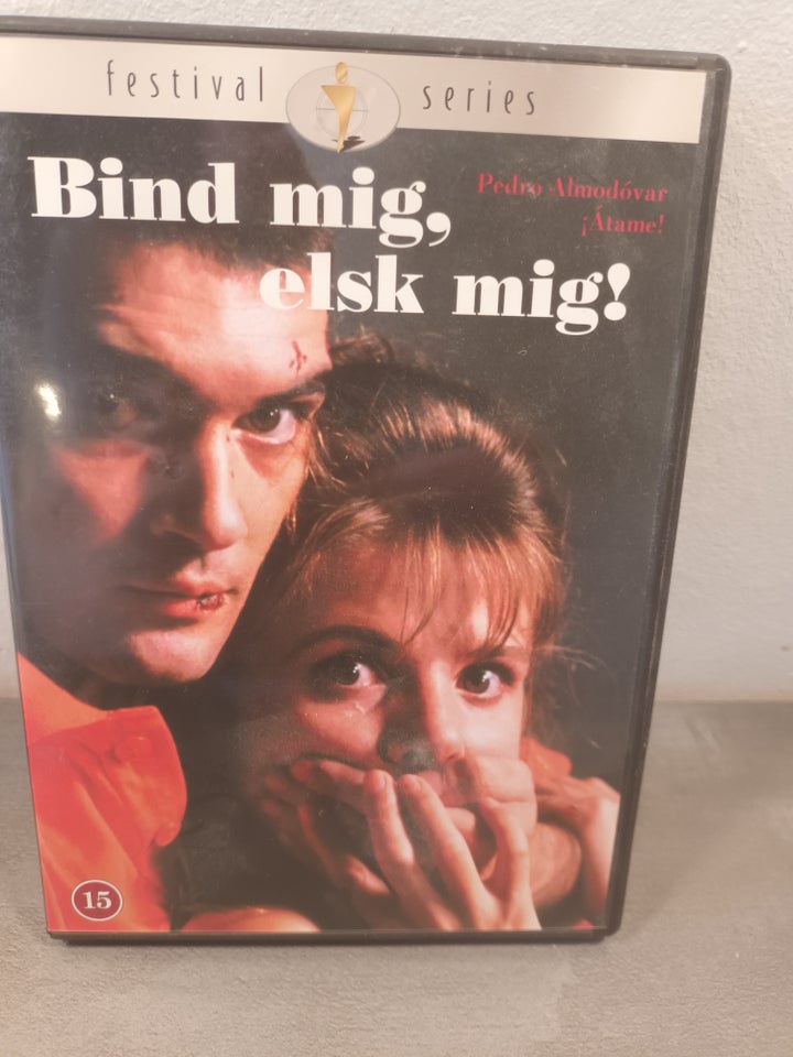 Bind mig Elsk mig, instruktør Pedro