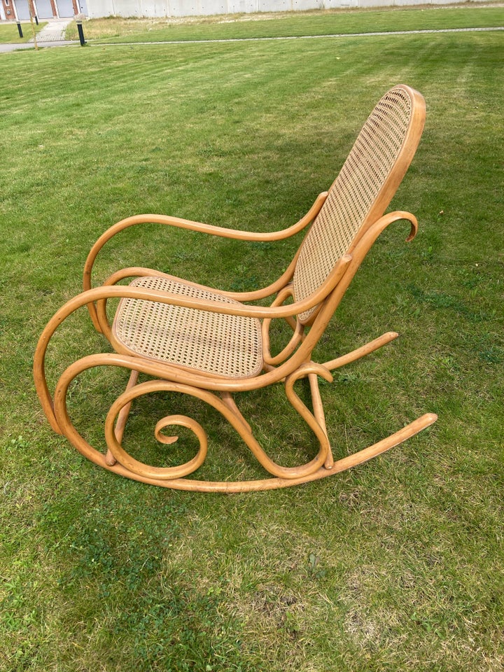 THONET Gyngestol med fransk flet