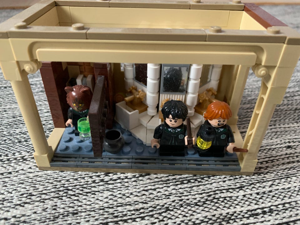 Lego Harry Potter, Pigernes toilet