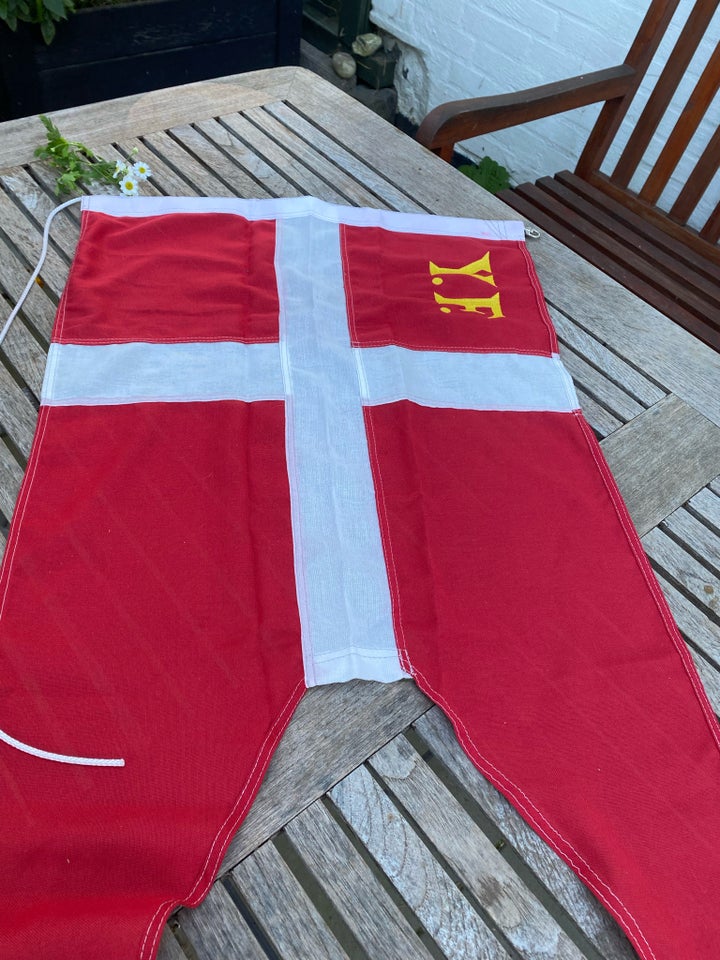 Yacht flag Dansk. Aldrig br...