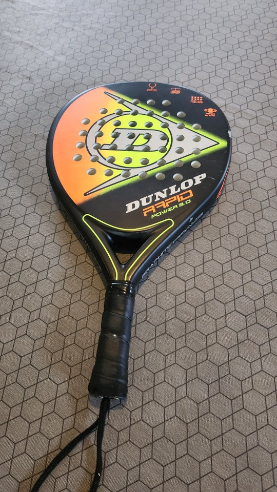 Padel bat, Dunlop