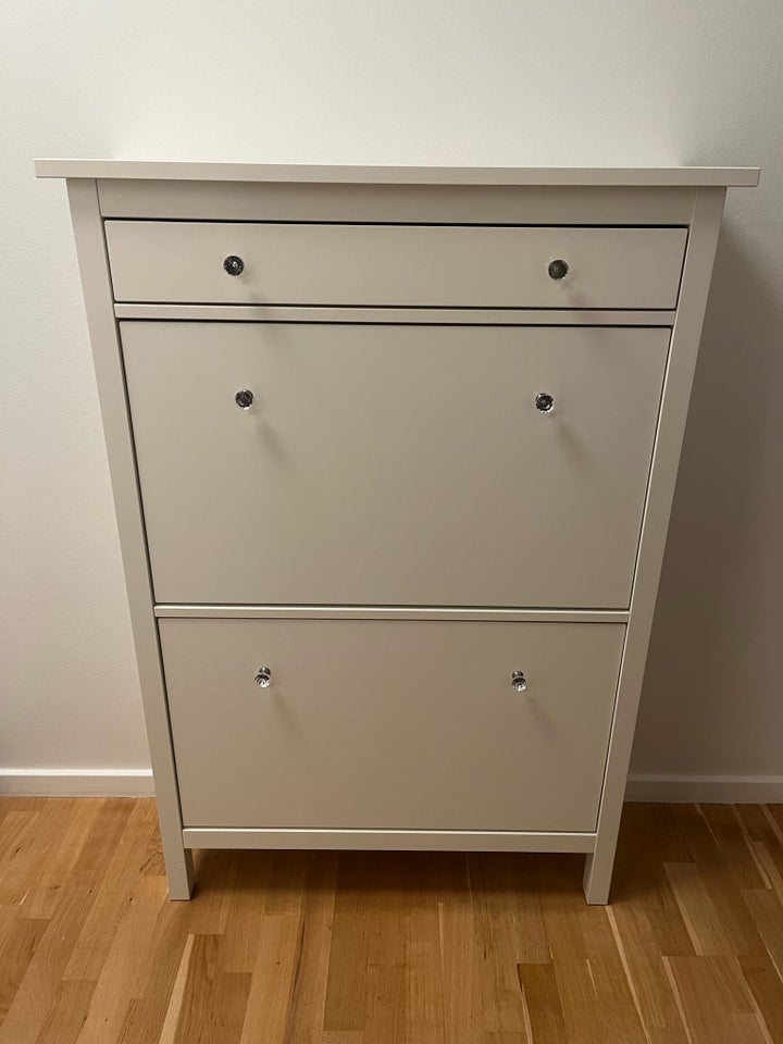 Skoreol, Ikea - Hemnes, b: 89 d: 30 h: