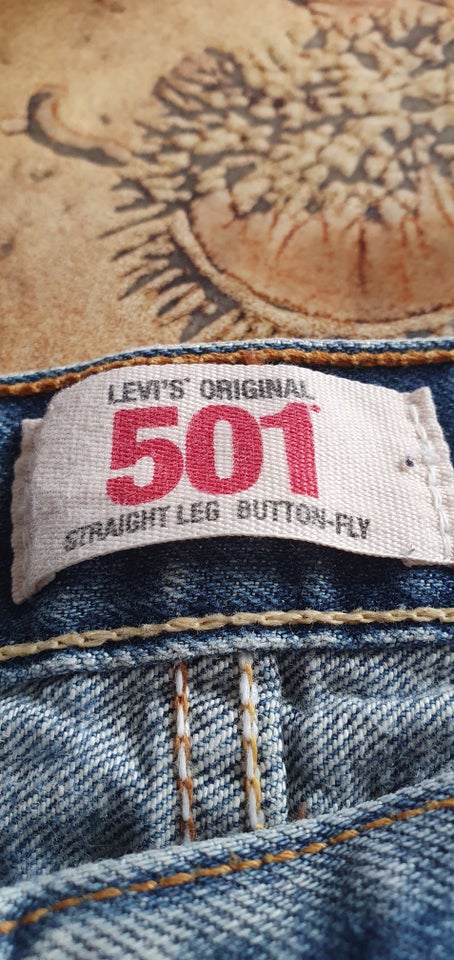 Jeans, Levi' Strauss  Co, str. 33