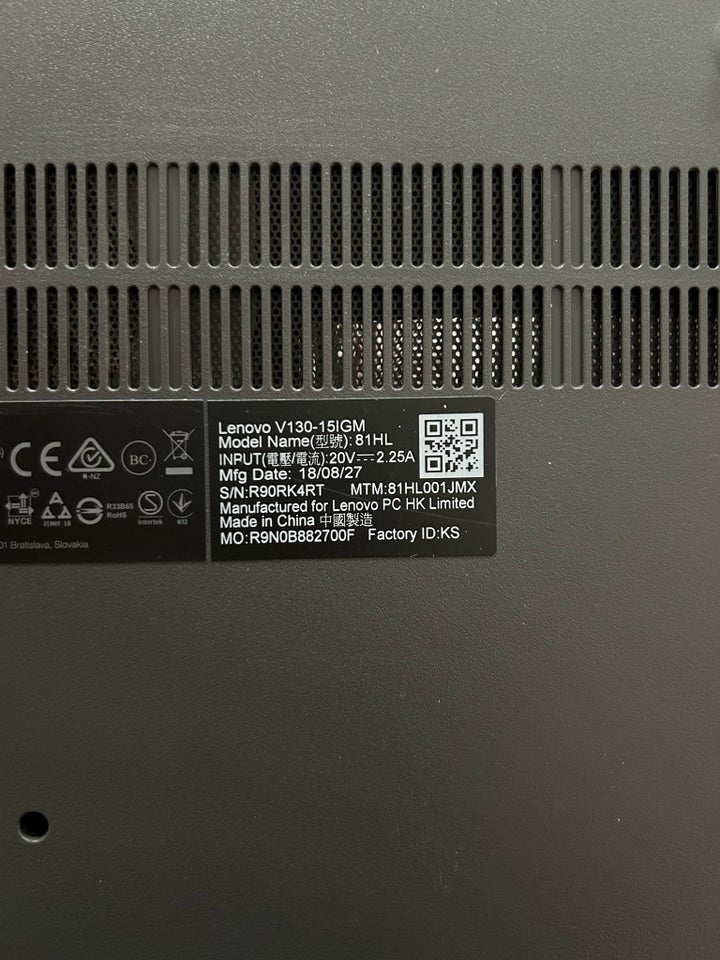 Lenovo V130-15IGM 11 GHz 4GB GB