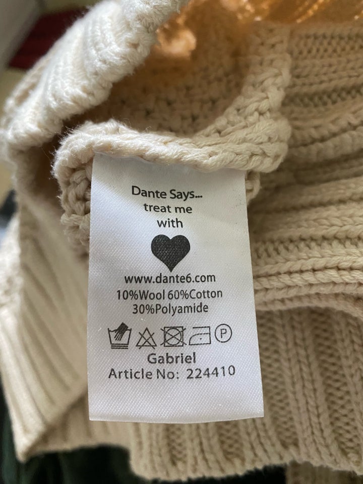 Sweater, DANTE, str. 40