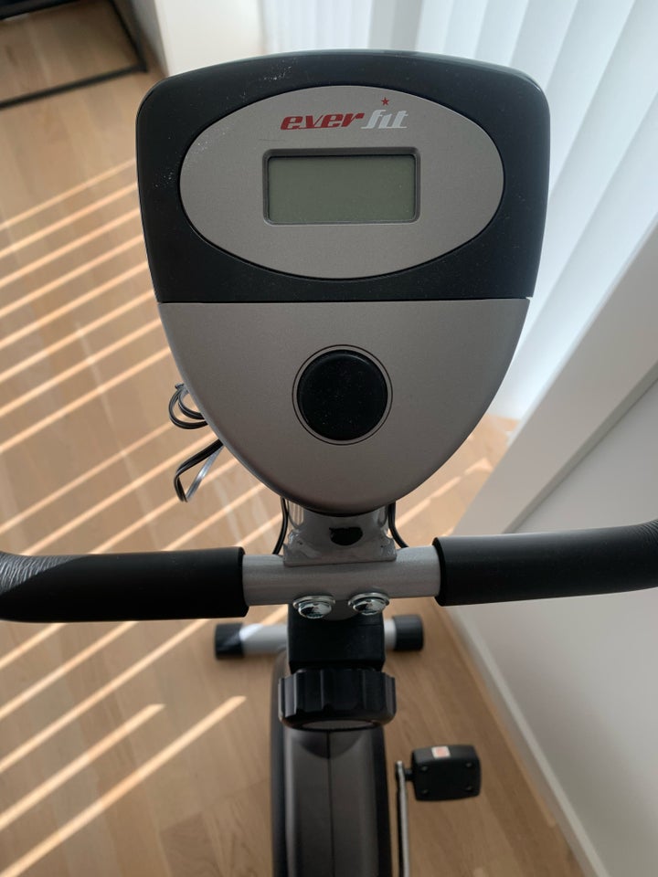 Motionscykel, Everfit