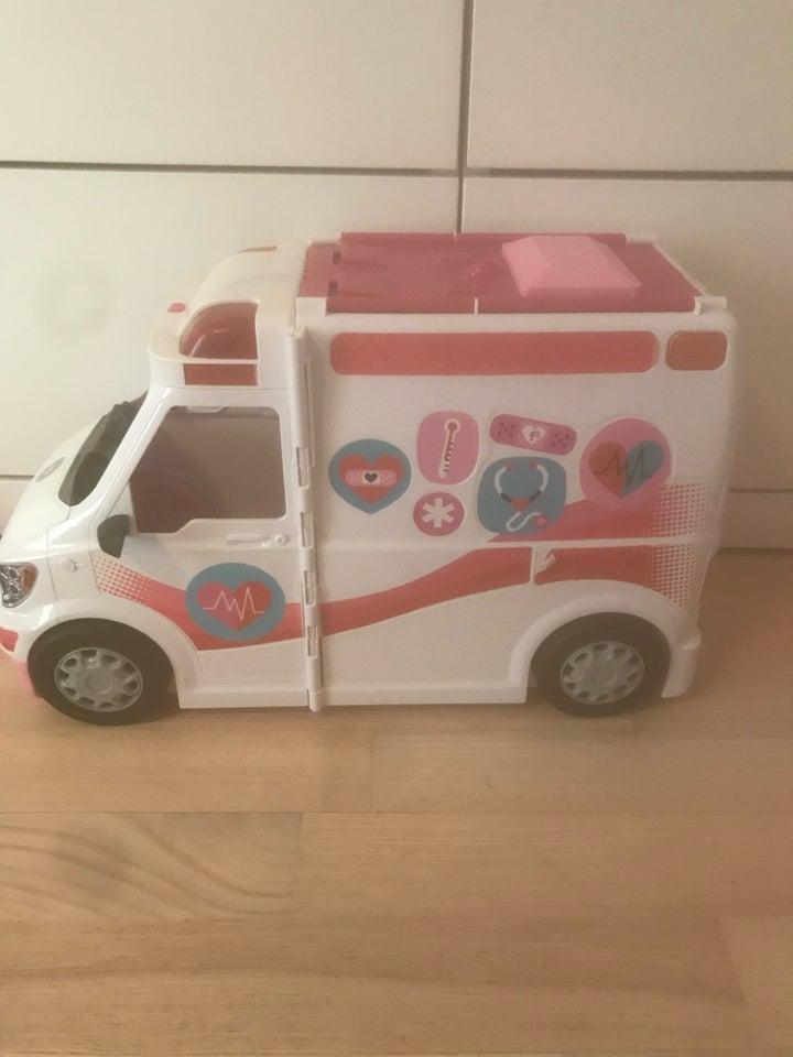 Barbie Barbie ambulance