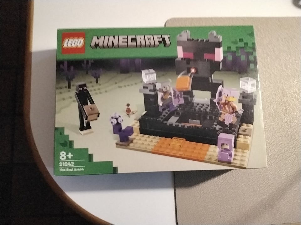 Lego Minecraft, 21242