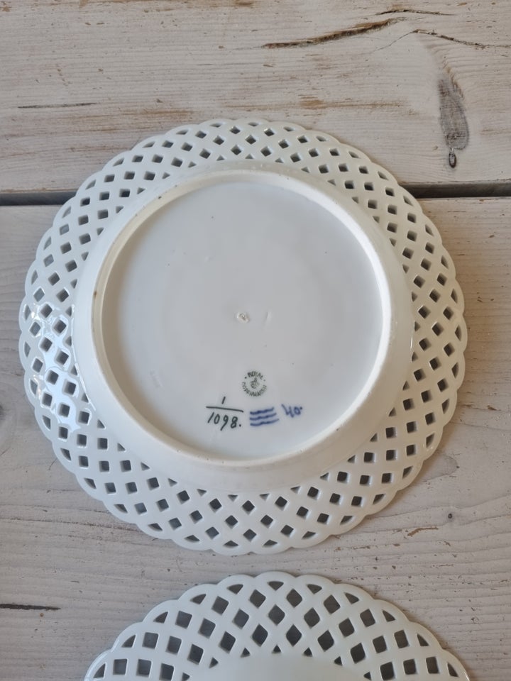 Porcelæn, Dæk tallerken, Royal