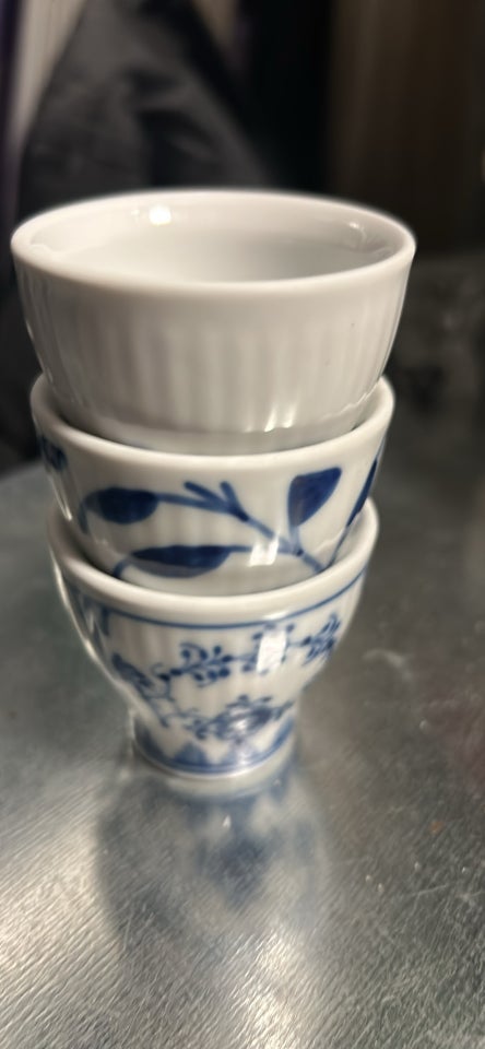 Porcelæn, Æggebærer, Royal