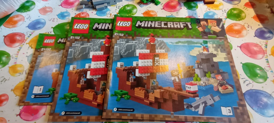 Lego Minecraft 21152