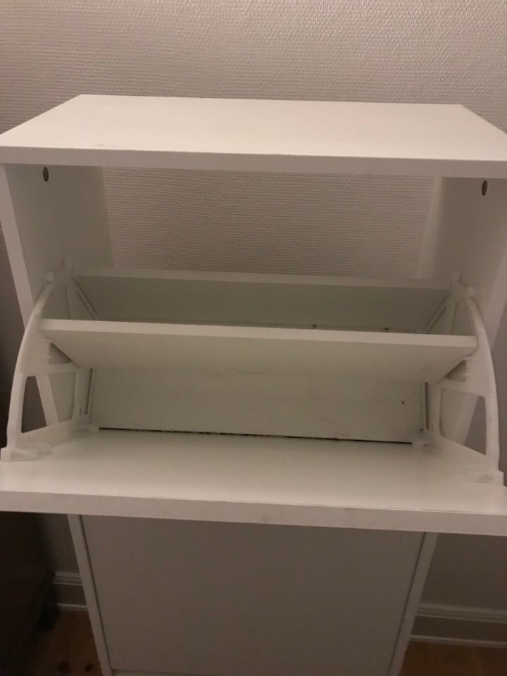 Skoskab, ikea, b: 61 d: 30 h: 130