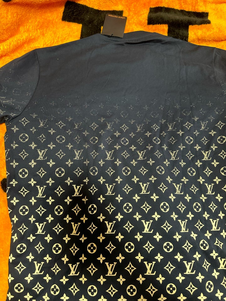 T-shirt, Louis Vuitton, str.