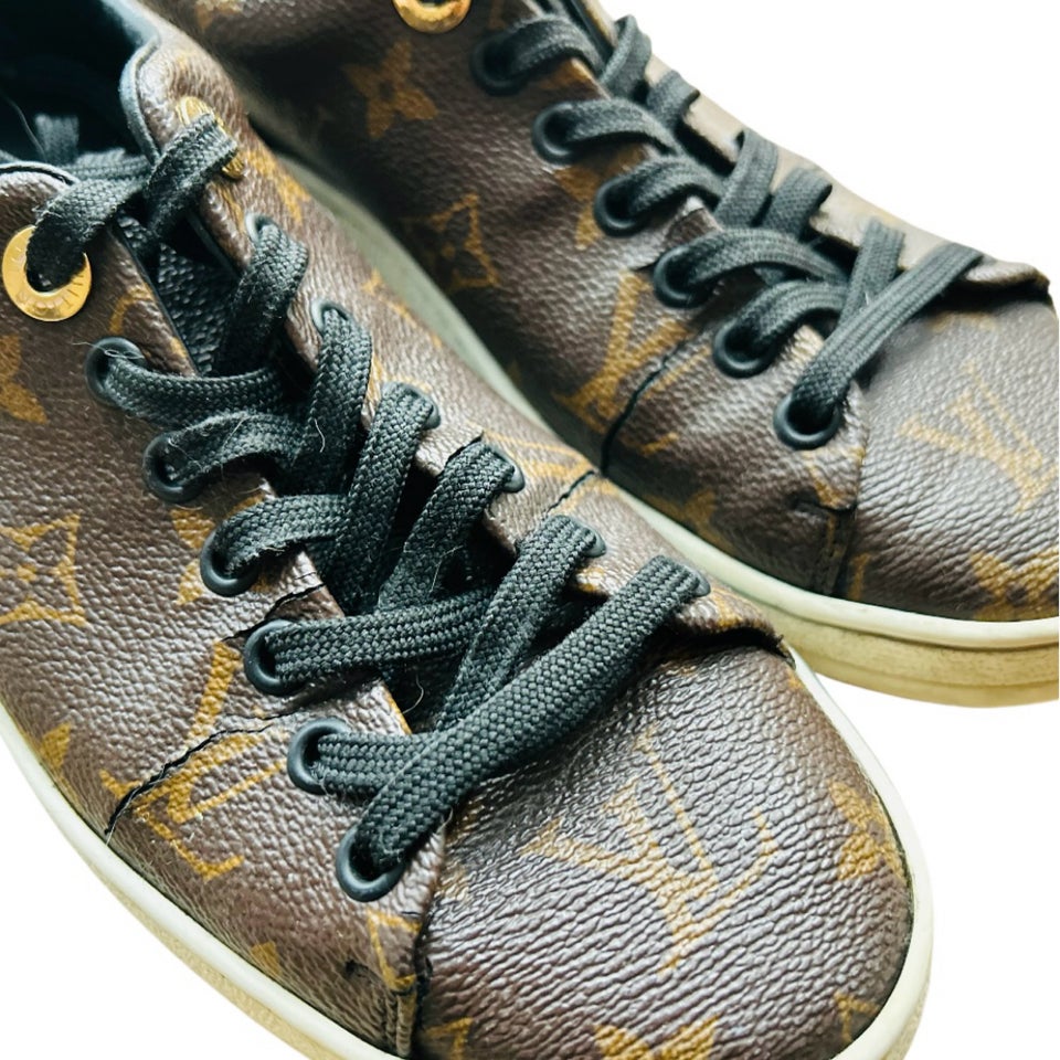 Sneakers, str. 37, Louis Vuitton