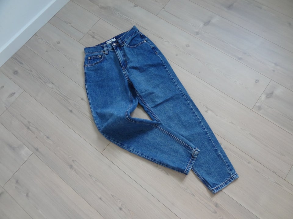 Jeans, PULLBEAR, str. 34